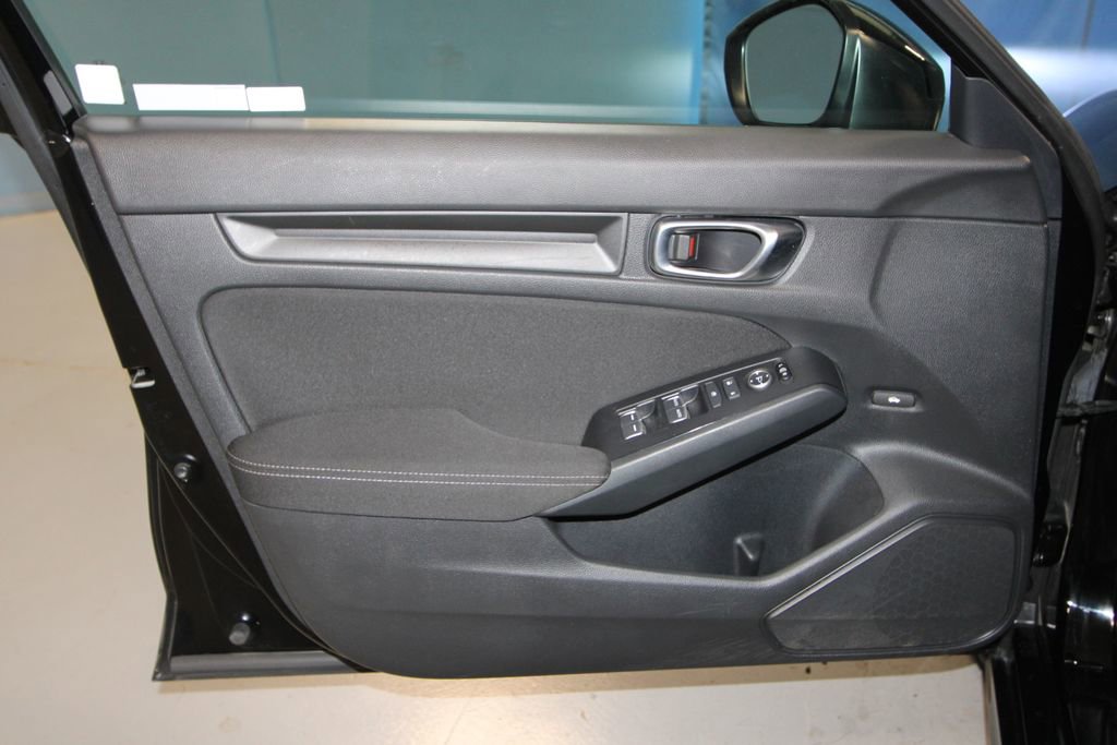 Used 2023 Honda Civic Sport image 5