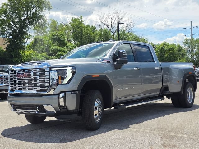 New 2026 GMC Sierra 3500 Denali w/ Denali Reserve Package AWD/4WD image 13