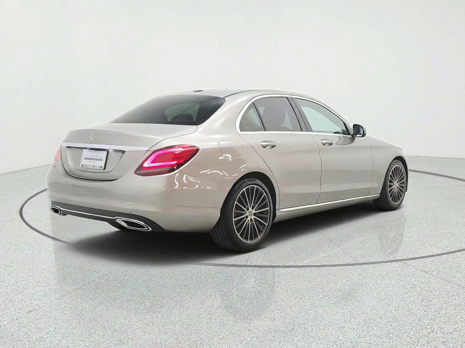 Used 2020 Mercedes-Benz C 300 Sedan image 5