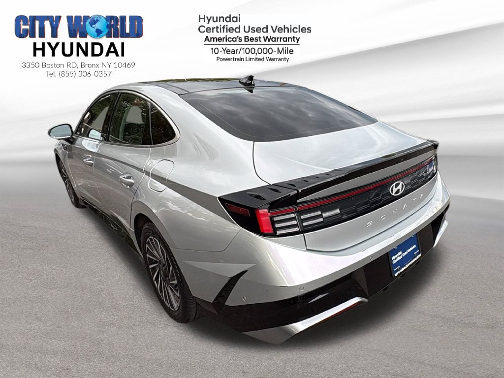 Used 2025 Hyundai Sonata Limited FWD image 3