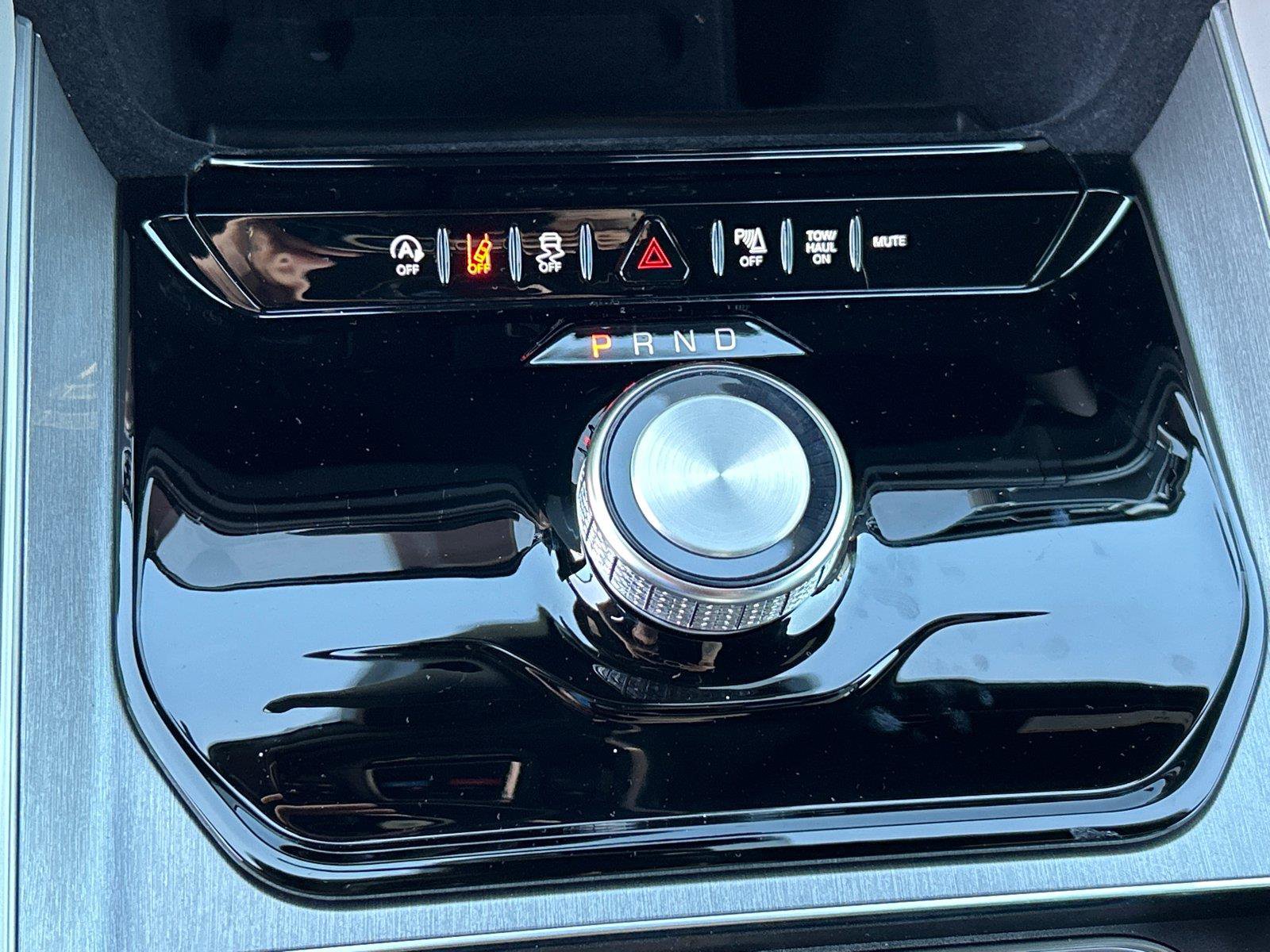 New 2026 Jeep Grand Wagoneer 2WD image 24