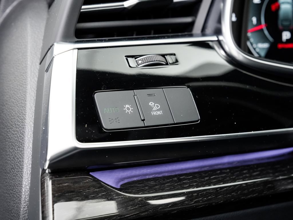 Certified 2025 Audi Q7 3.0T Premium Plus AWD/4WD image 10