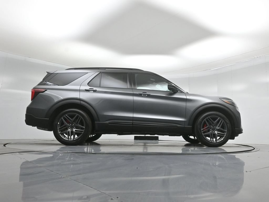 New 2026 Ford Explorer ST-Line w/ ST-Line Street Pack AWD/4WD image 49