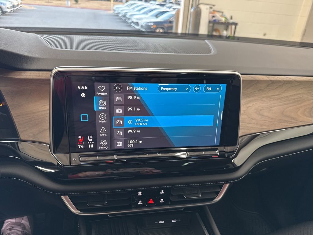 New 2026 Volkswagen Atlas SE image 8