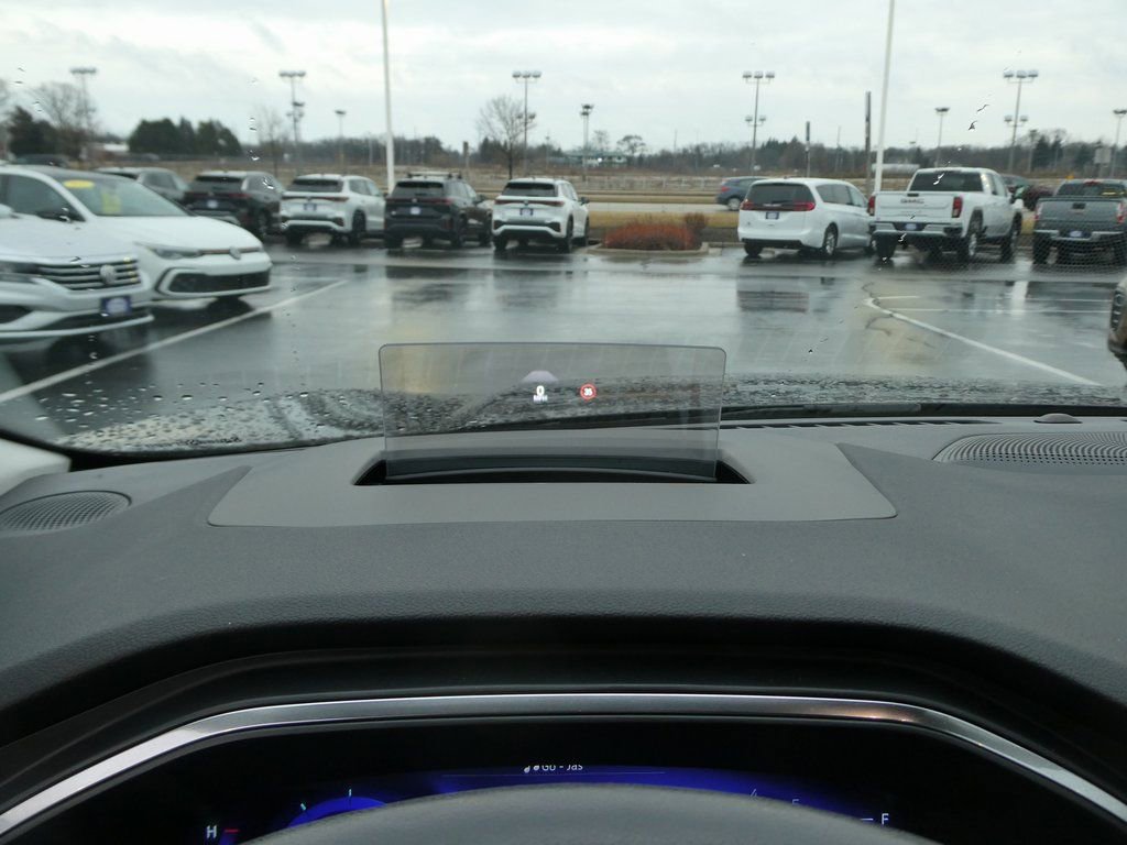 Used 2022 Ford Escape Titanium w/ Titanium Elite Package AWD/4WD image 15