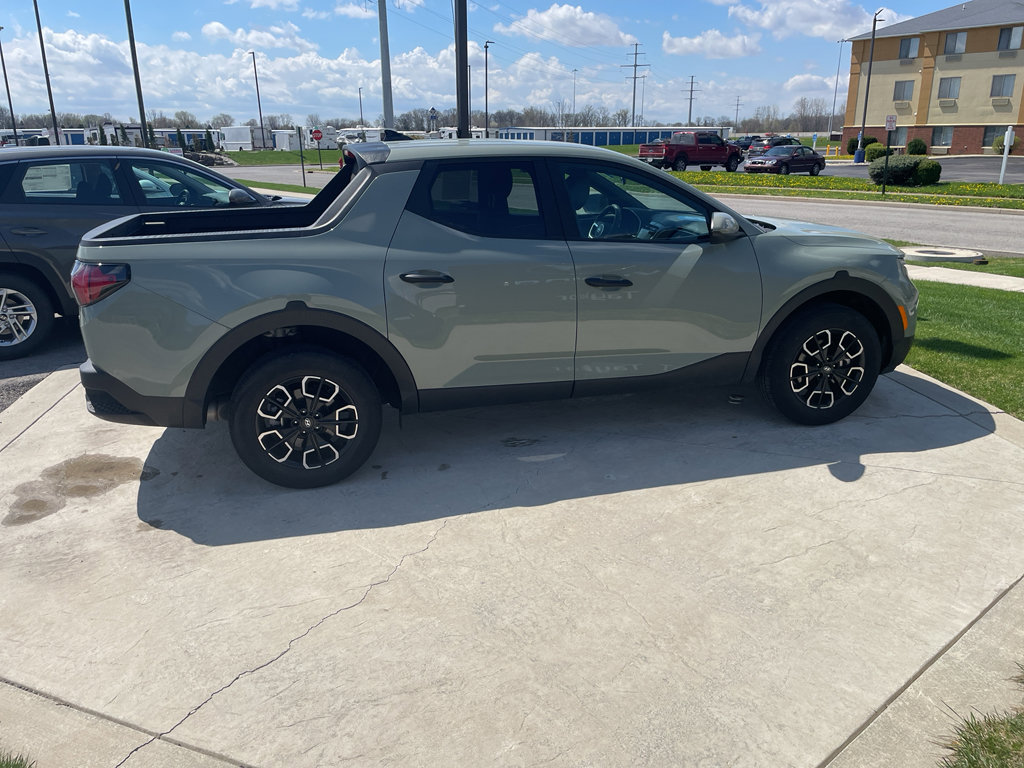 Certified 2024 Hyundai Santa Cruz SE image 6