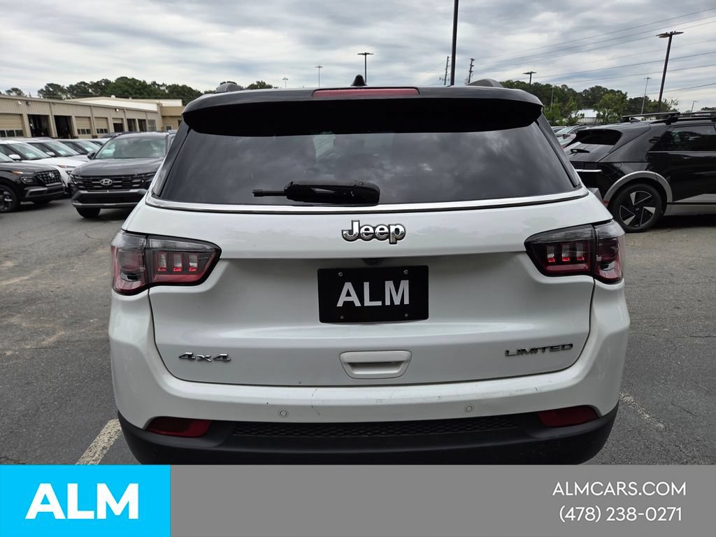 Used 2025 Jeep Compass Limited AWD/4WD image 9