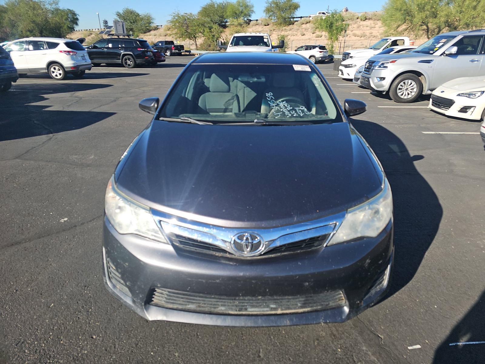 Used 2014 Toyota Camry LE image 2