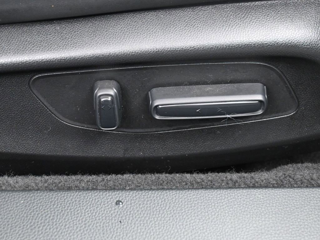 Used 2023 Honda Accord EX-L image 34