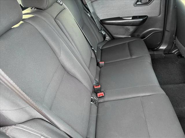 Used 2023 Nissan Rogue S image 17