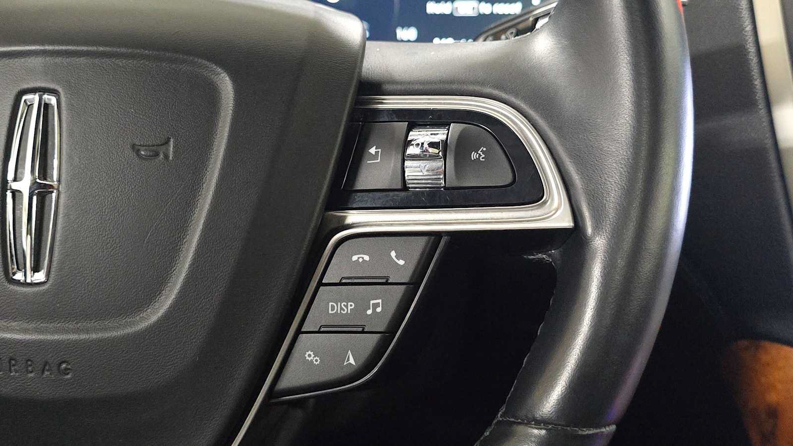 Used 2020 Lincoln Nautilus Reserve FWD image 28