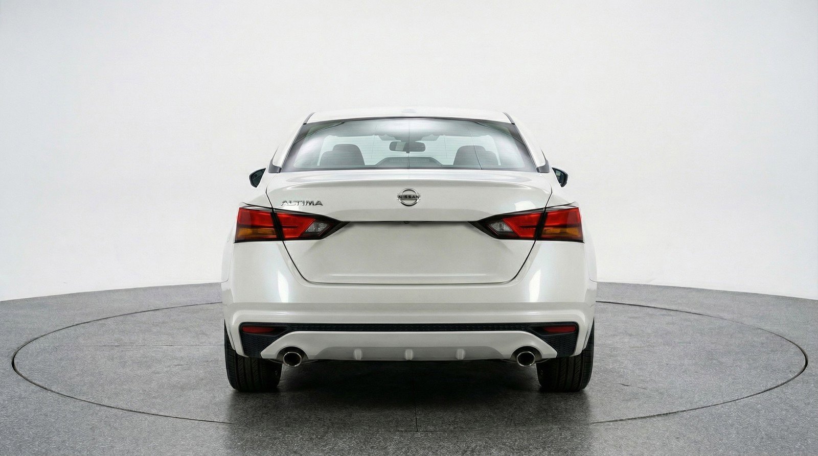 Used 2025 Nissan Altima 2.5 SV image 7