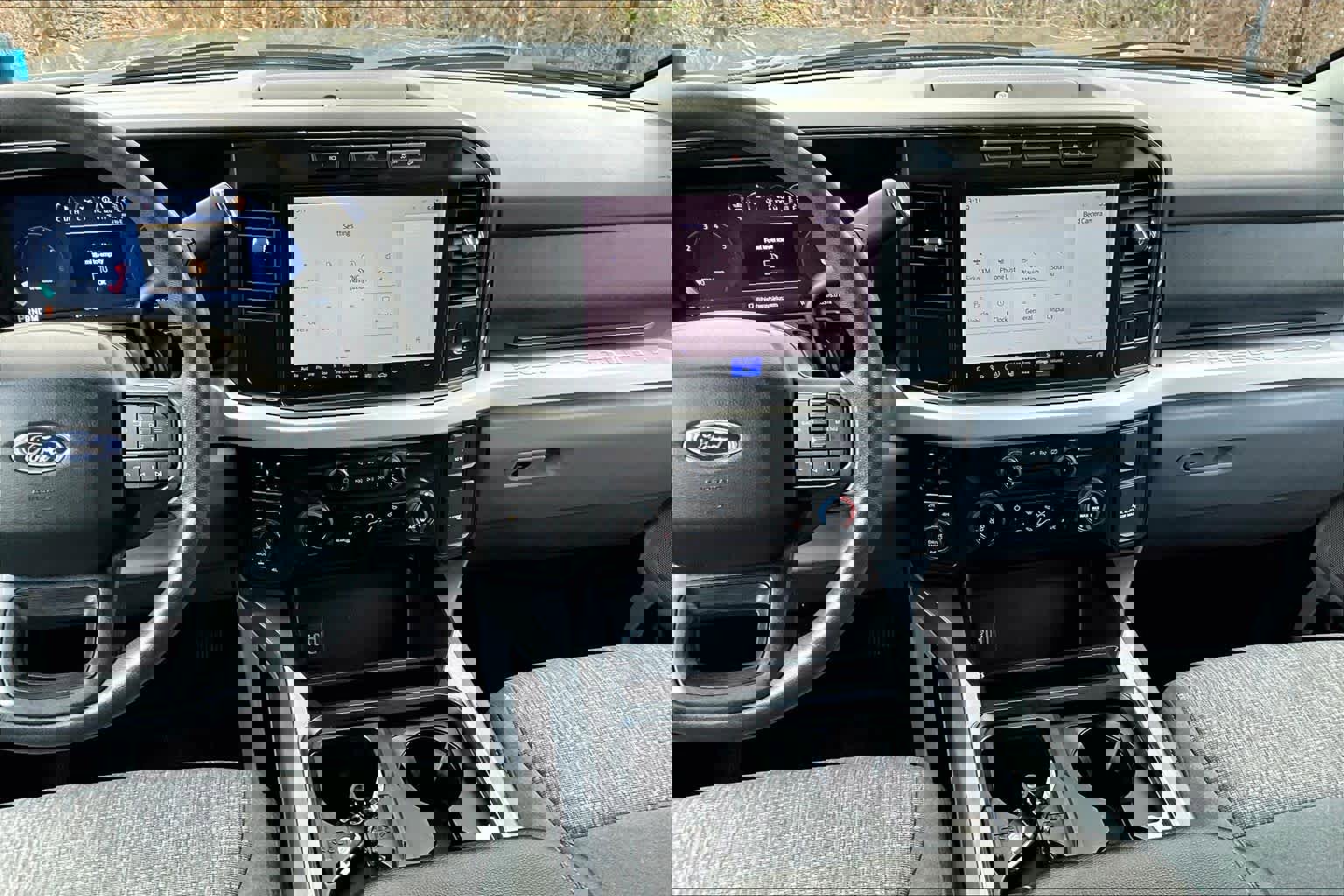 Used 2024 Ford F250 XLT w/ Black Appearance Package image 7