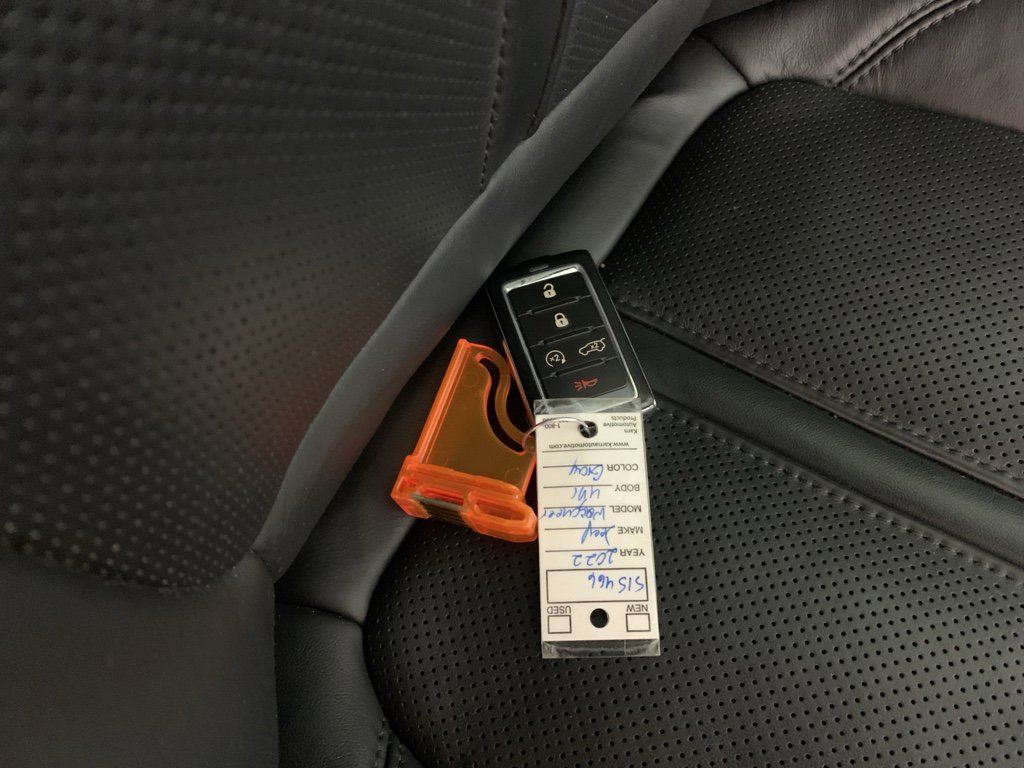 Used 2022 Jeep Wagoneer Series III w/ Premium Group I image 45