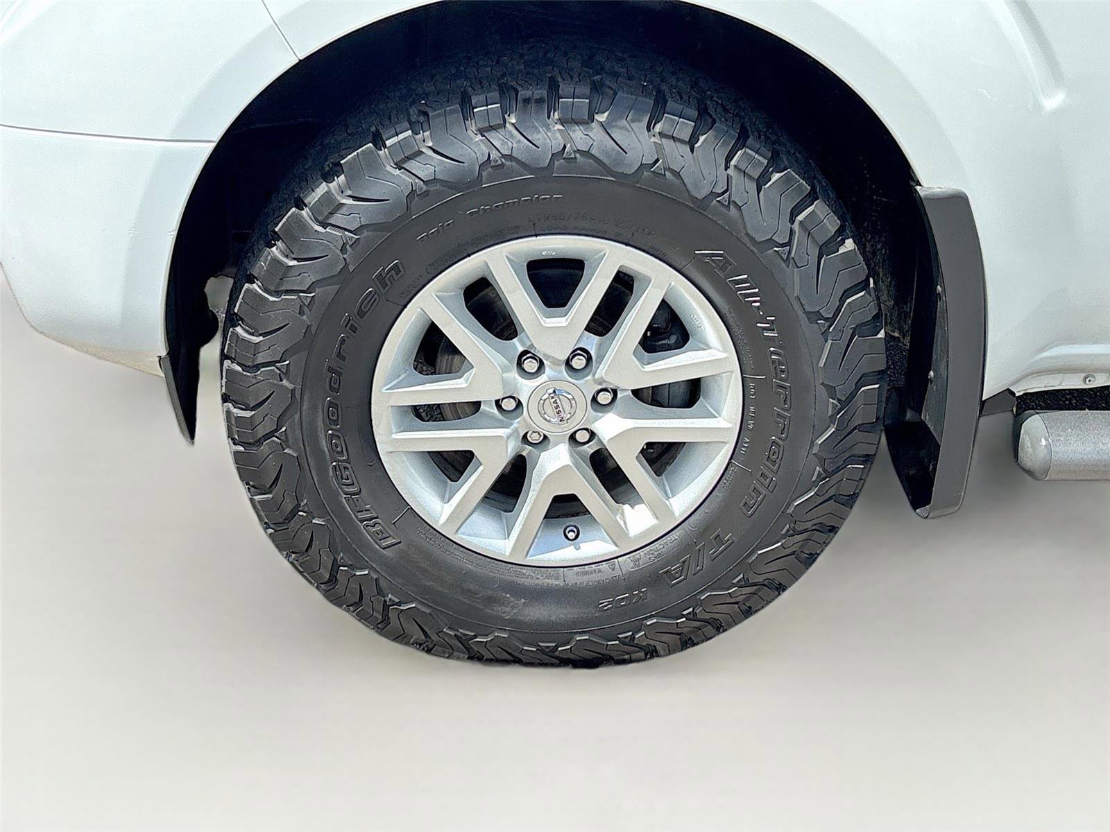 Used 2018 Nissan Frontier SV w/ Value Truck Package AWD/4WD image 29