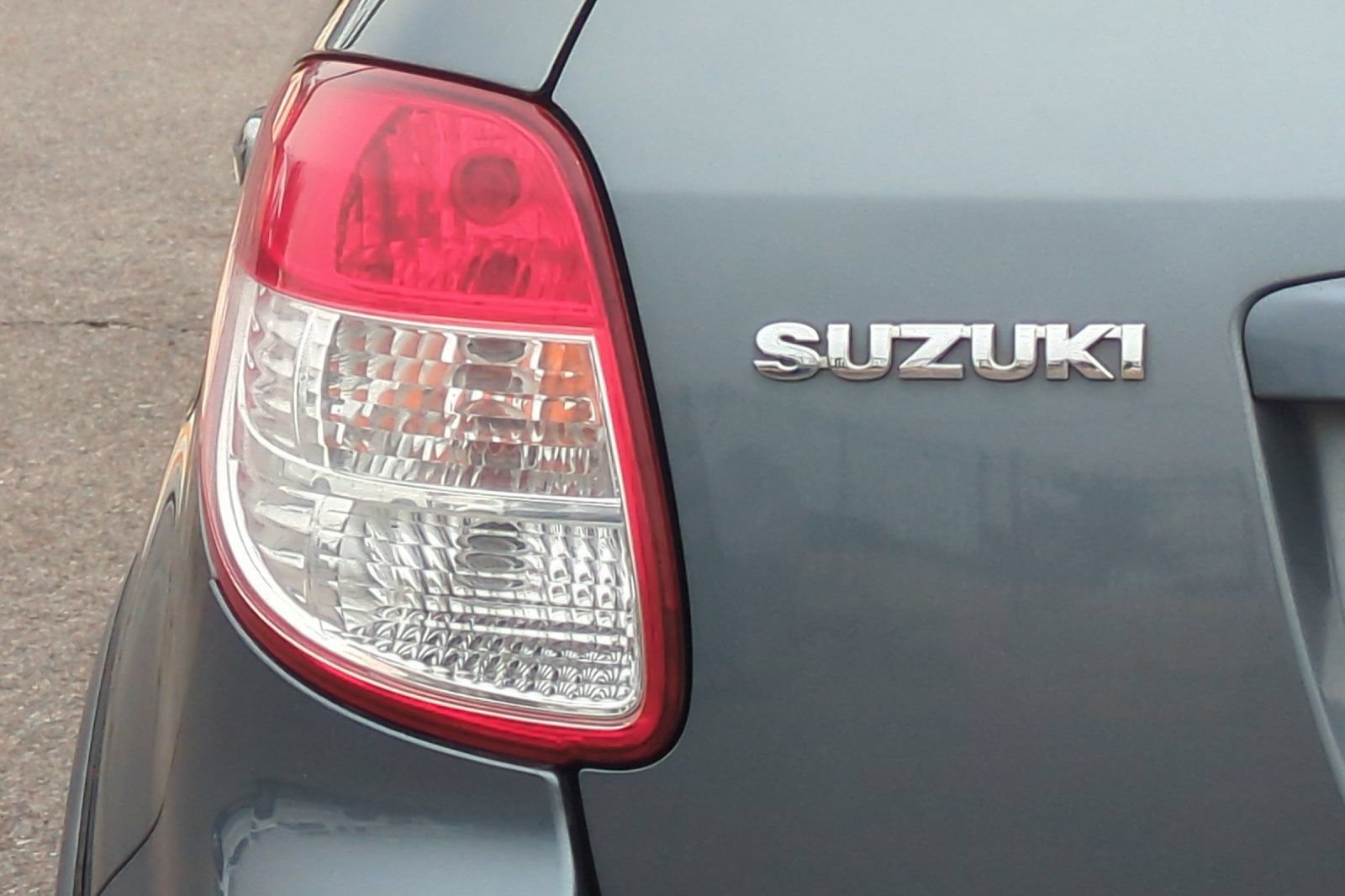 Used 2009 Suzuki SX4 AWD Hatchback w/ Touring Pkg image 41