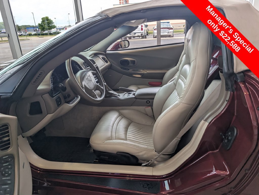 Used 2003 Chevrolet Corvette Convertible w/ Preferred Equipment Group1 RWD image 11