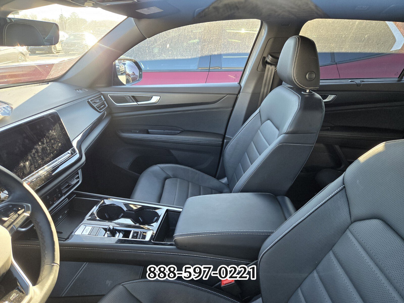 Used 2025 Volkswagen Atlas Cross Sport SEL R-Line image 9