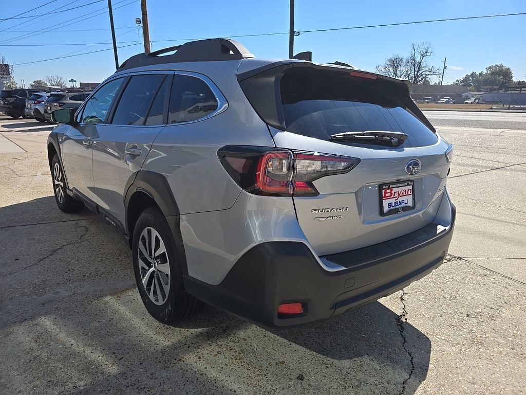 Used 2025 Subaru Outback Premium w/ Tech Package 1 image 9