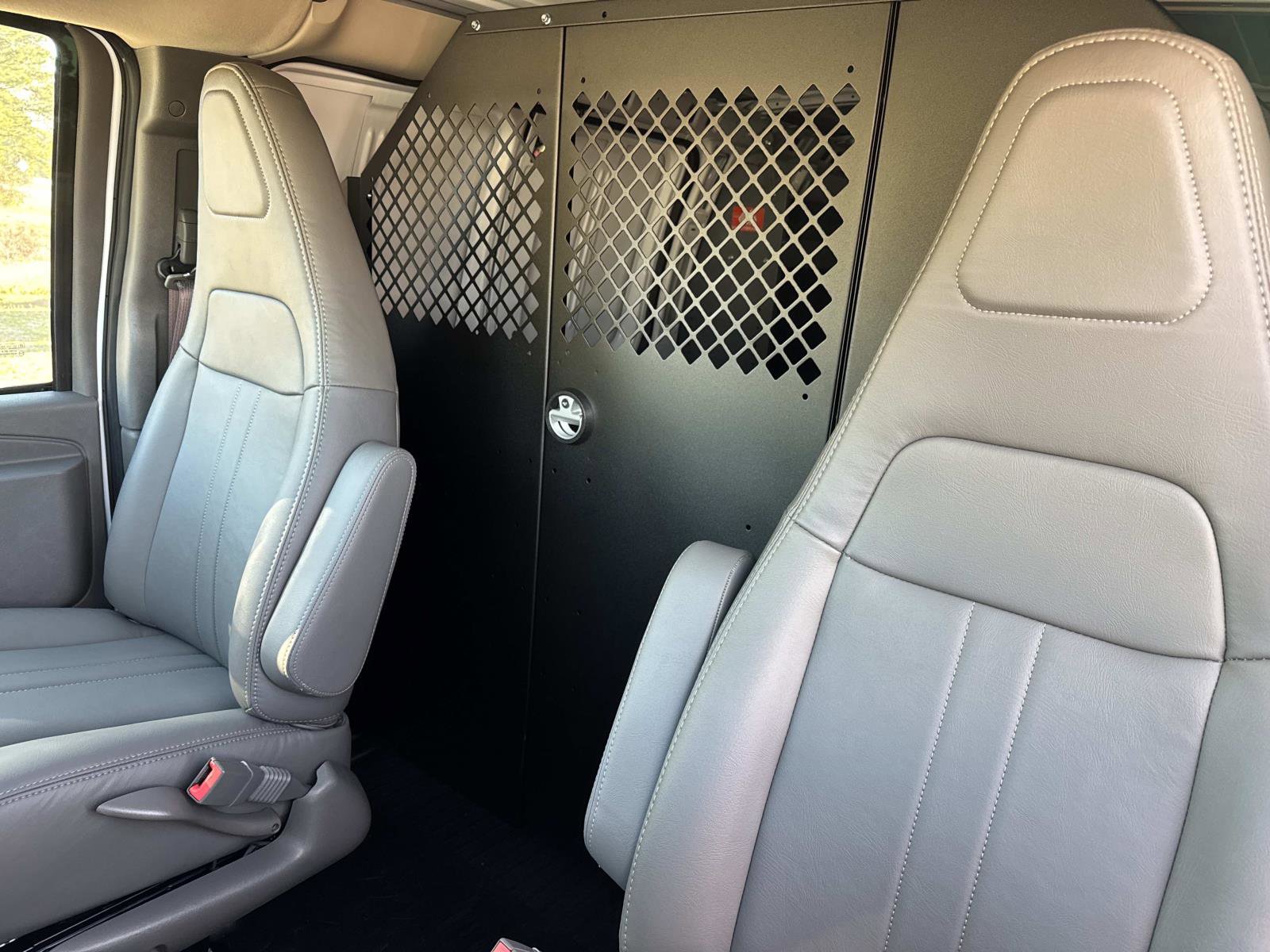 New 2026 GMC Savana 2500 w/ Driver Convenience Package image 21