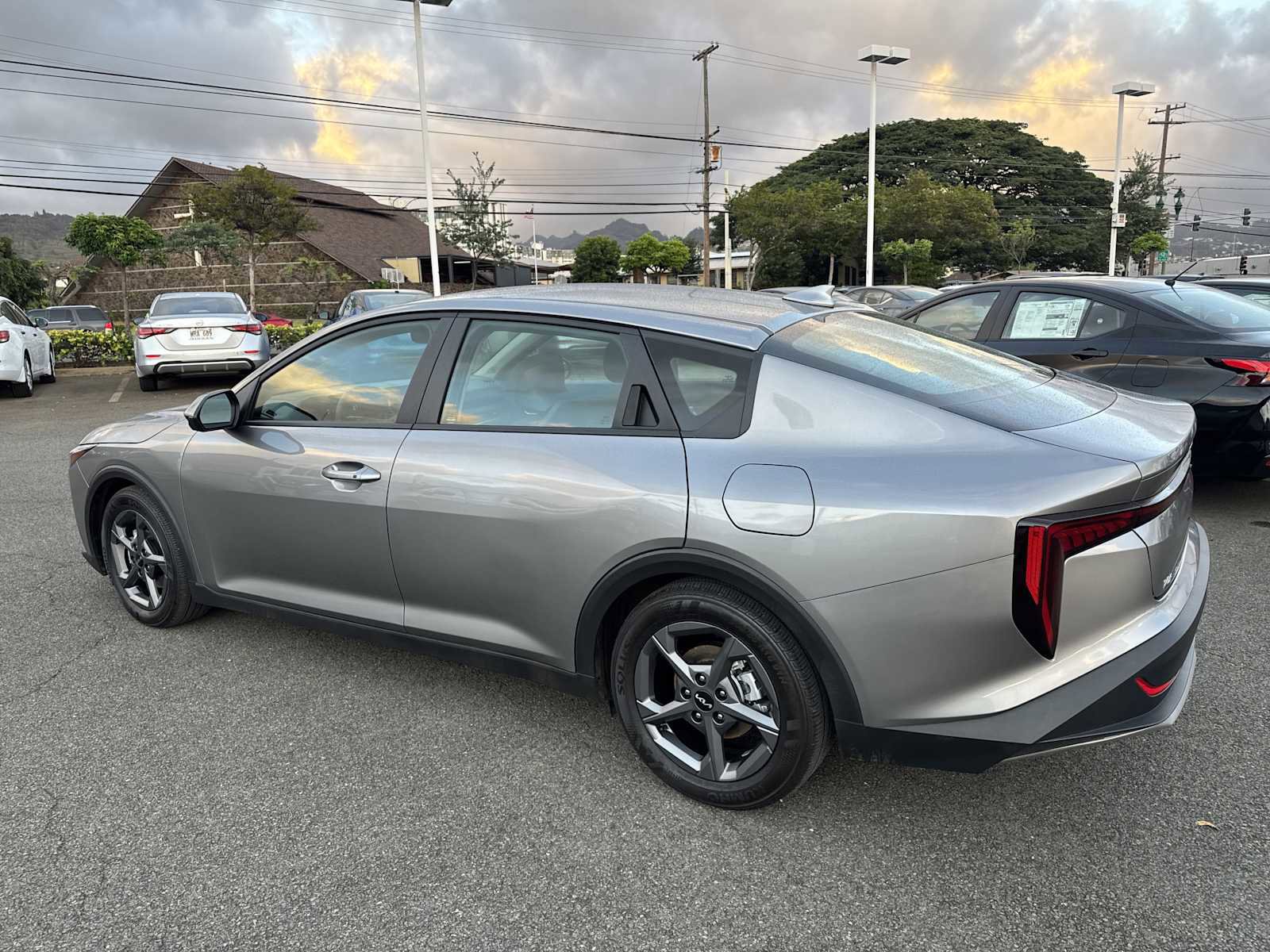 Used 2025 Kia K4 LXS image 4