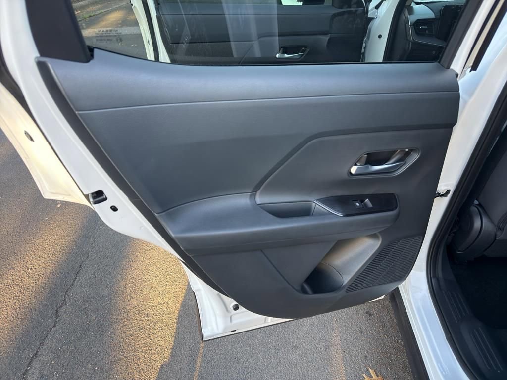 New 2026 Nissan Kicks SV image 30