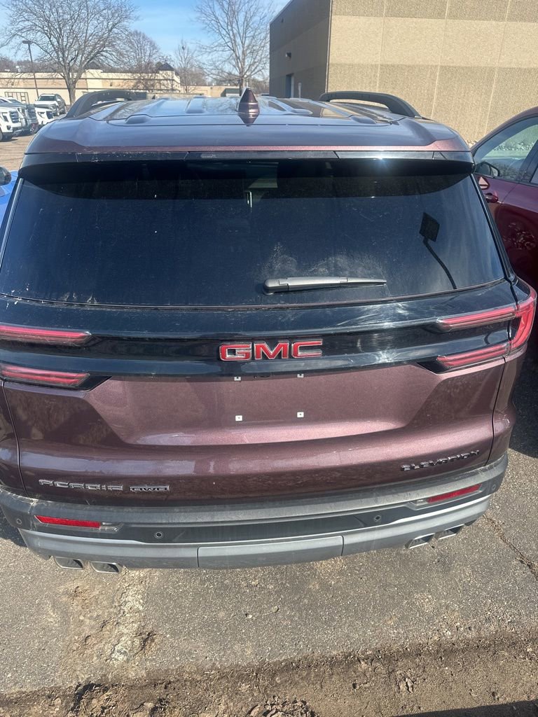 Used 2025 GMC Acadia Elevation image 5