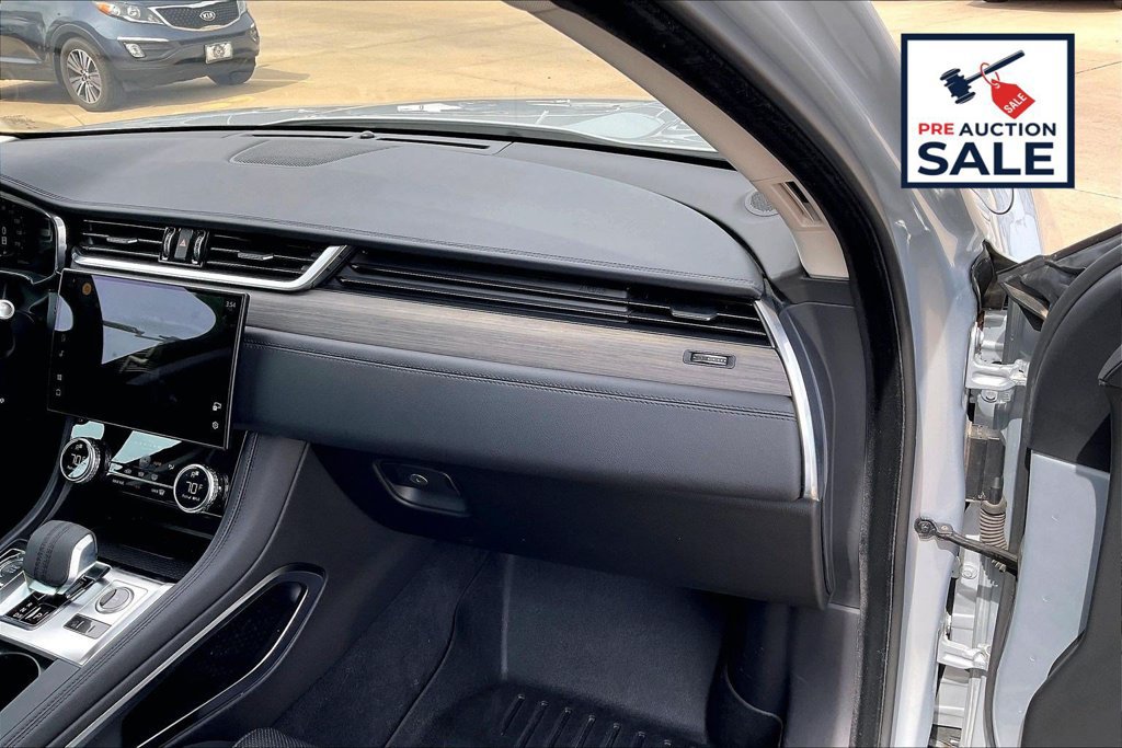 Used 2021 Jaguar F-PACE S AWD/4WD image 16