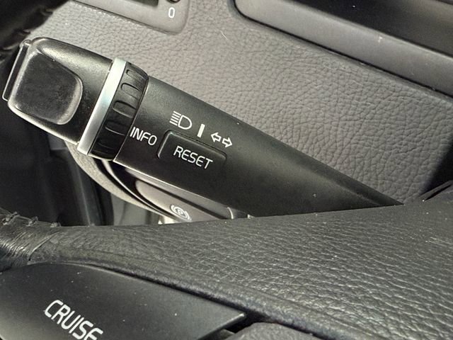Used 2014 Volvo XC90 3.2 AWD/4WD image 13