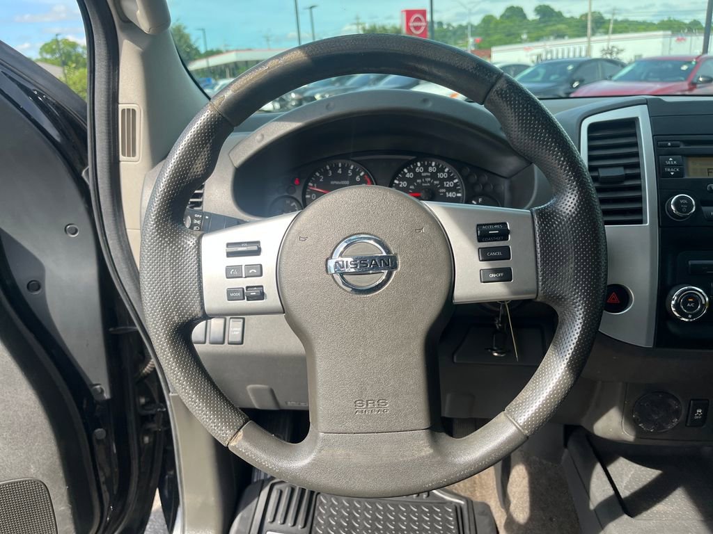 Used 2015 Nissan Frontier S RWD image 24