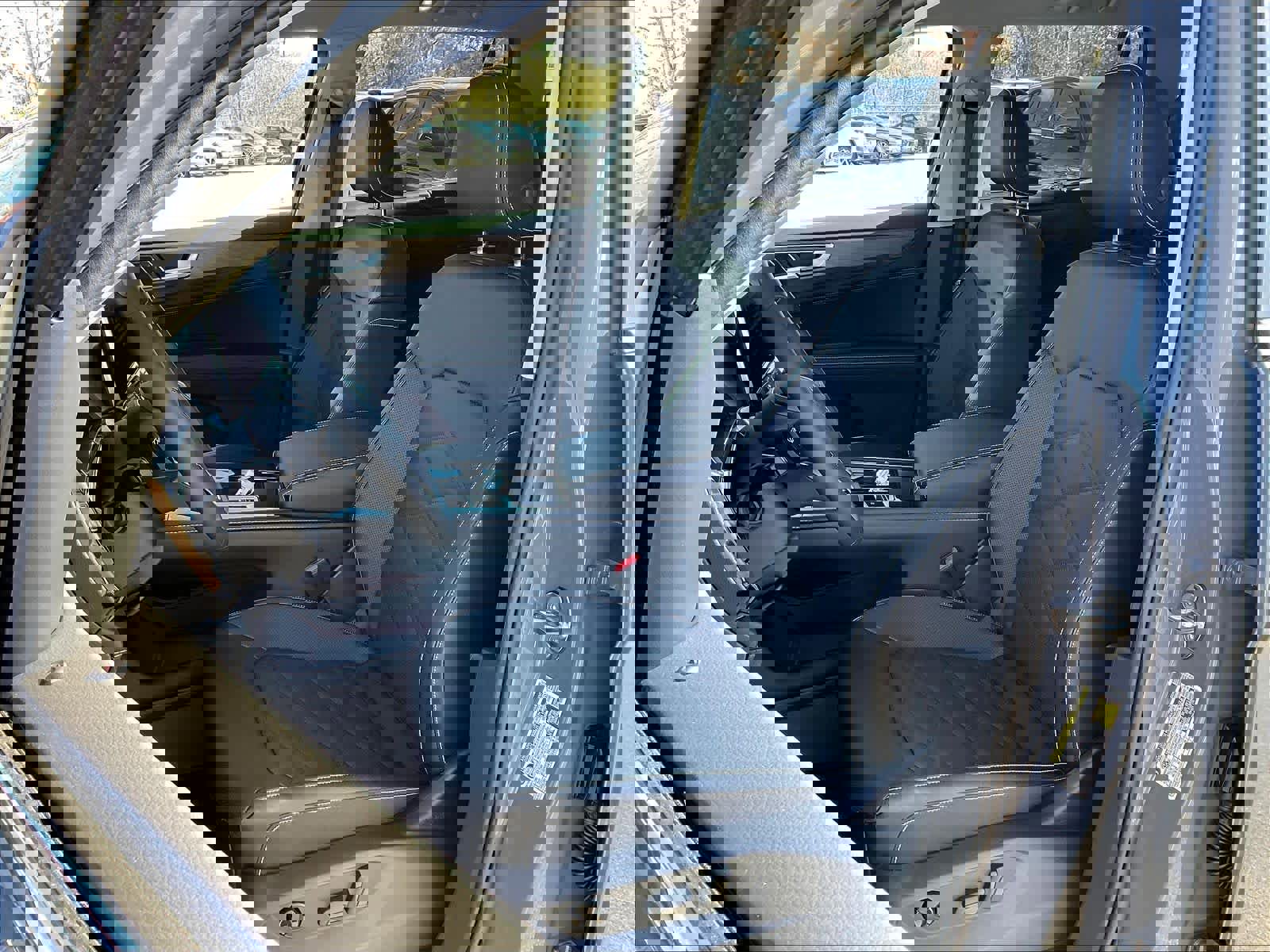 New 2026 Volkswagen Atlas SE image 11