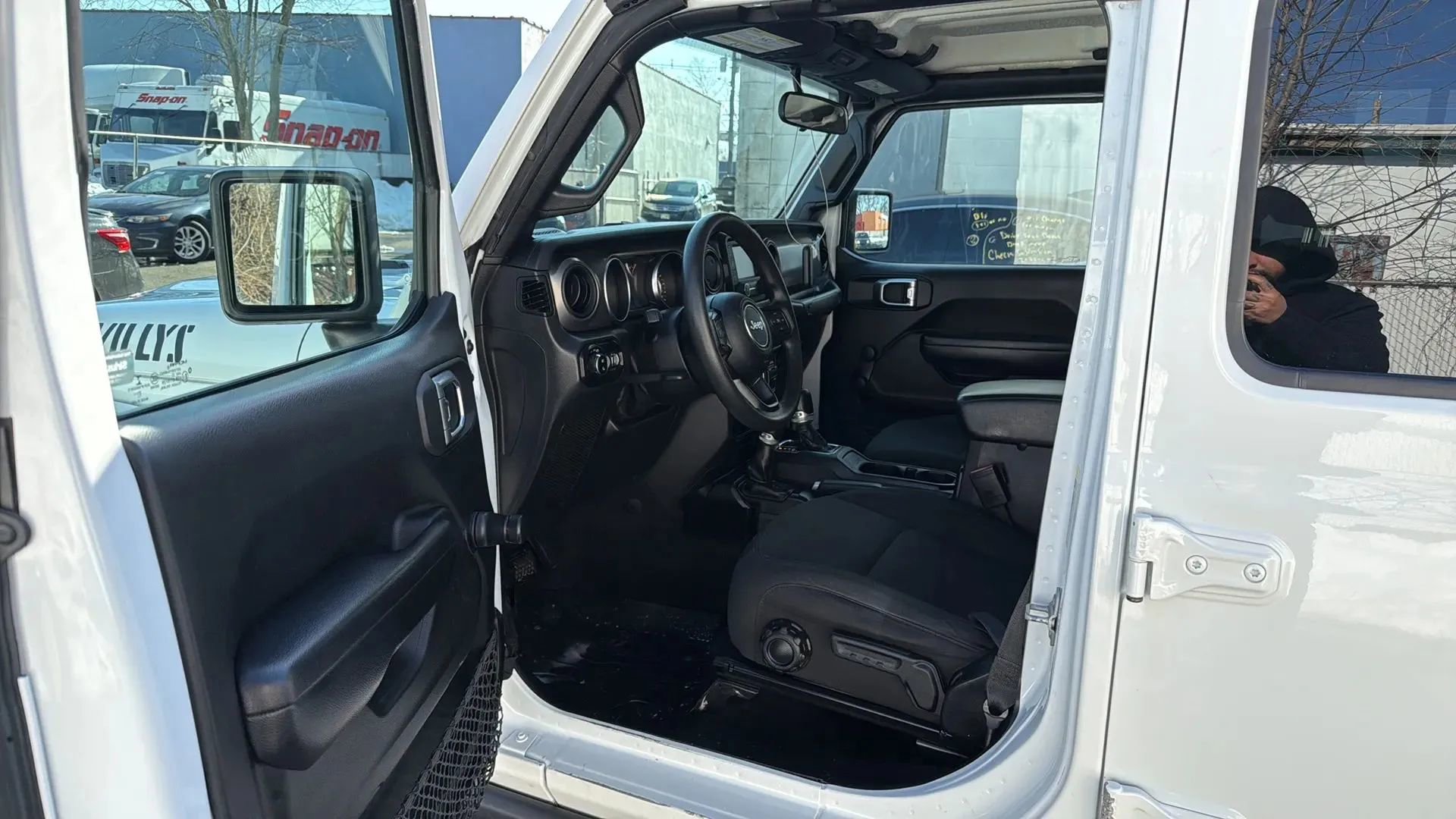 Used 2021 Jeep Gladiator Sport AWD/4WD image 22