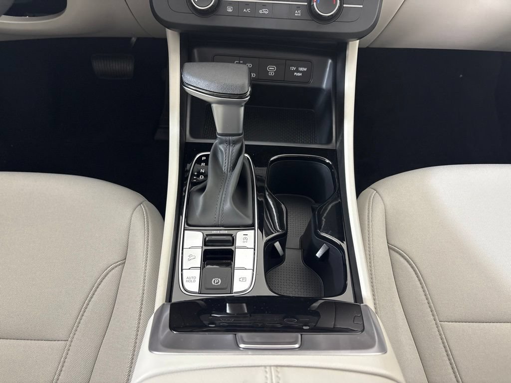New 2026 Hyundai Tucson SE w/ Tow & Go Package FWD image 23