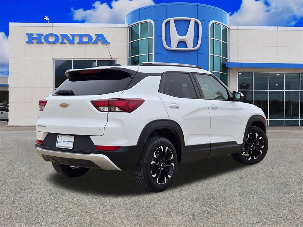Used 2023 Chevrolet TrailBlazer LT image 3