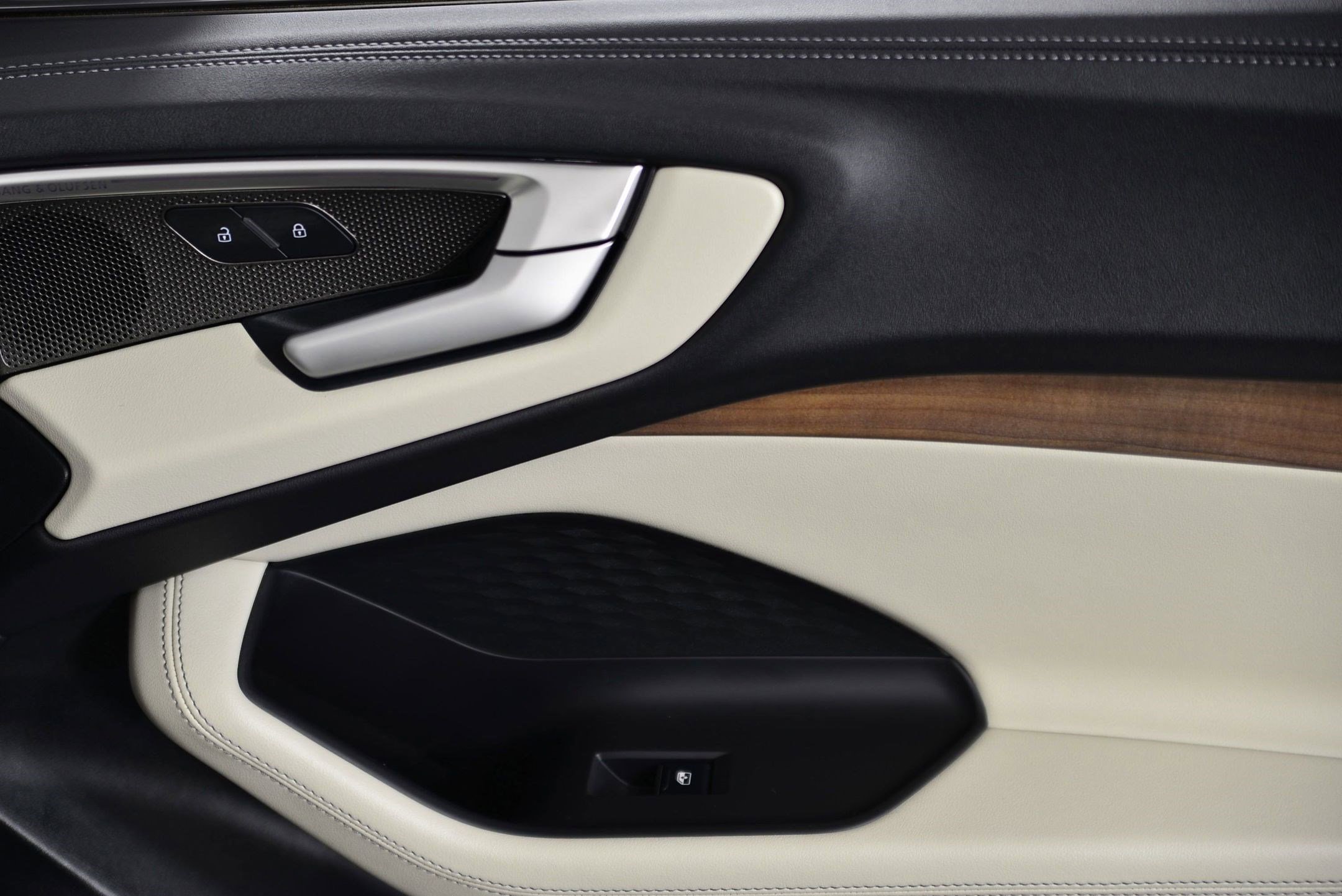 New 2025 Audi A5 2.0T Prestige image 10