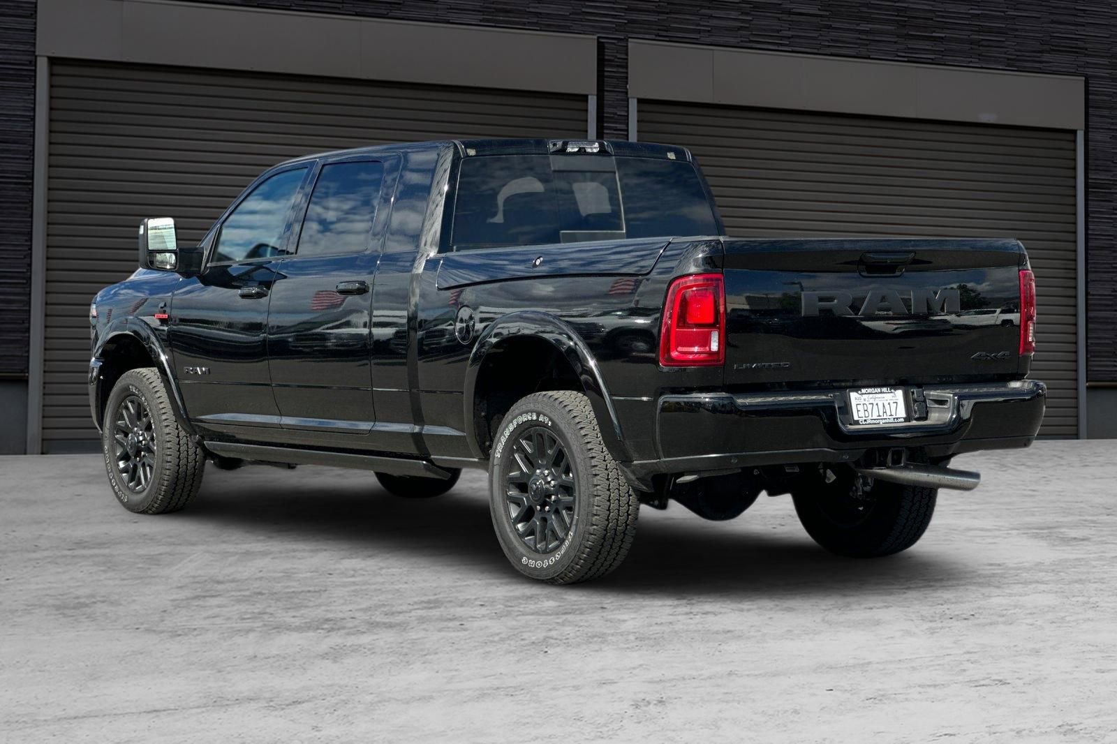 Used 2025 RAM 3500 Limited image 6