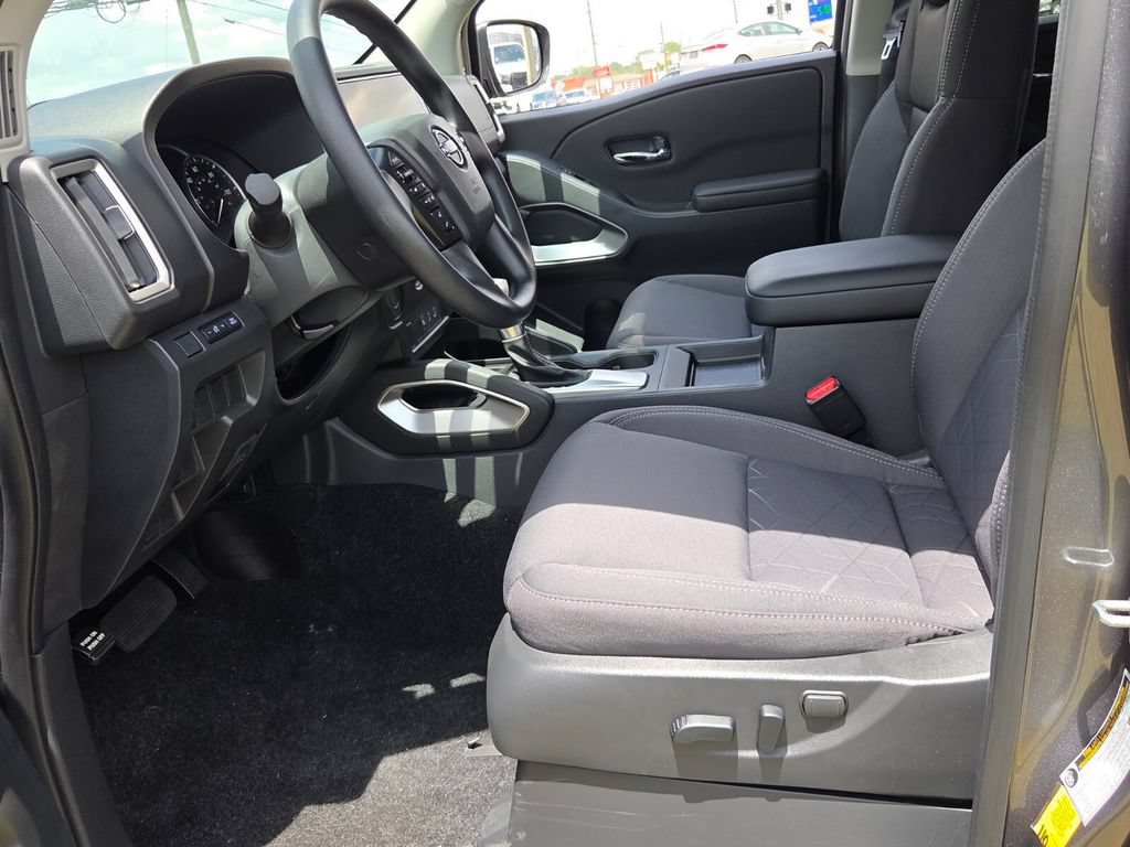New 2026 Nissan Frontier SV w/ Tow Package RWD image 3