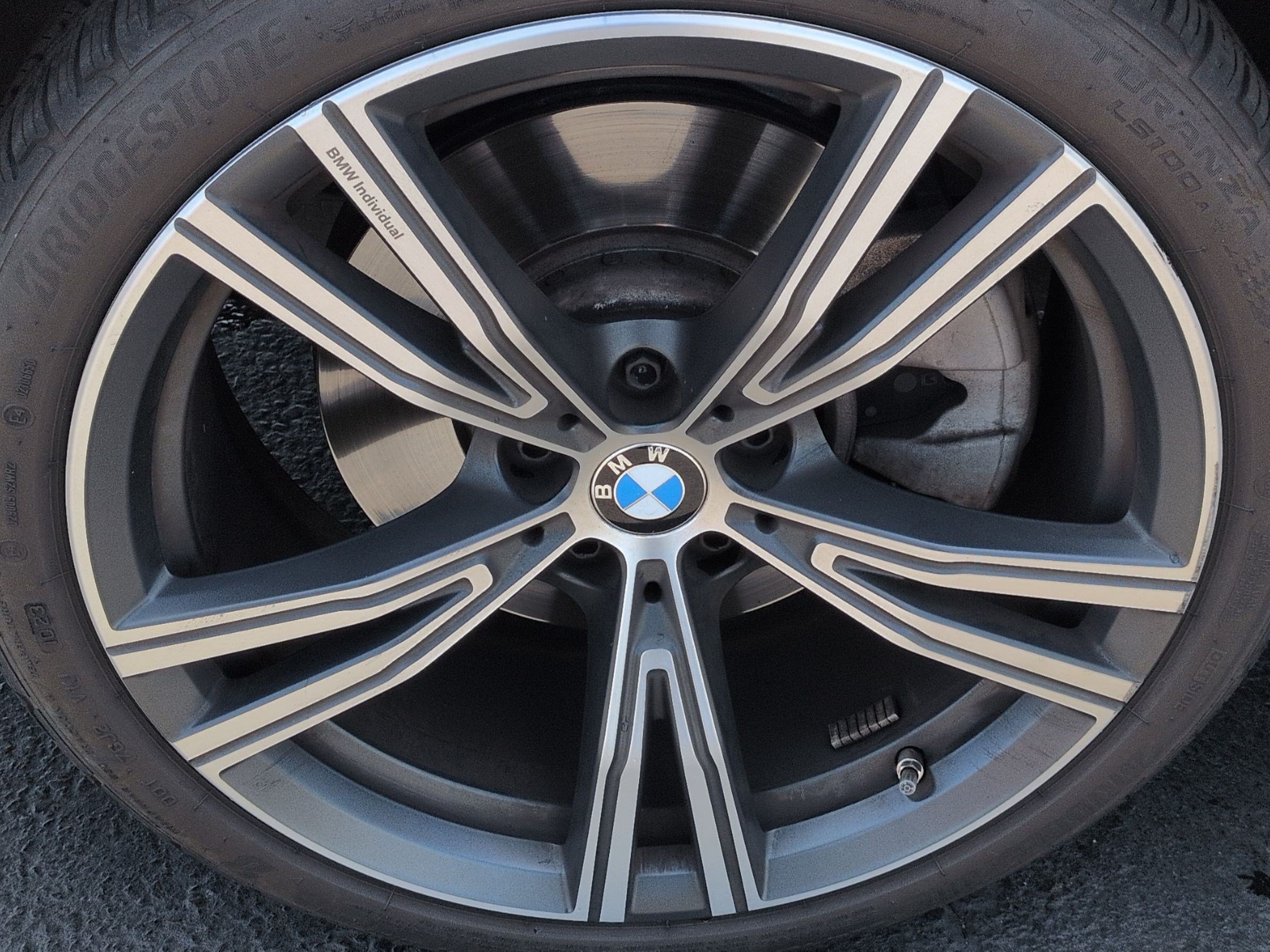 Certified 2023 BMW 330i Sedan w/ Premium Package RWD image 13