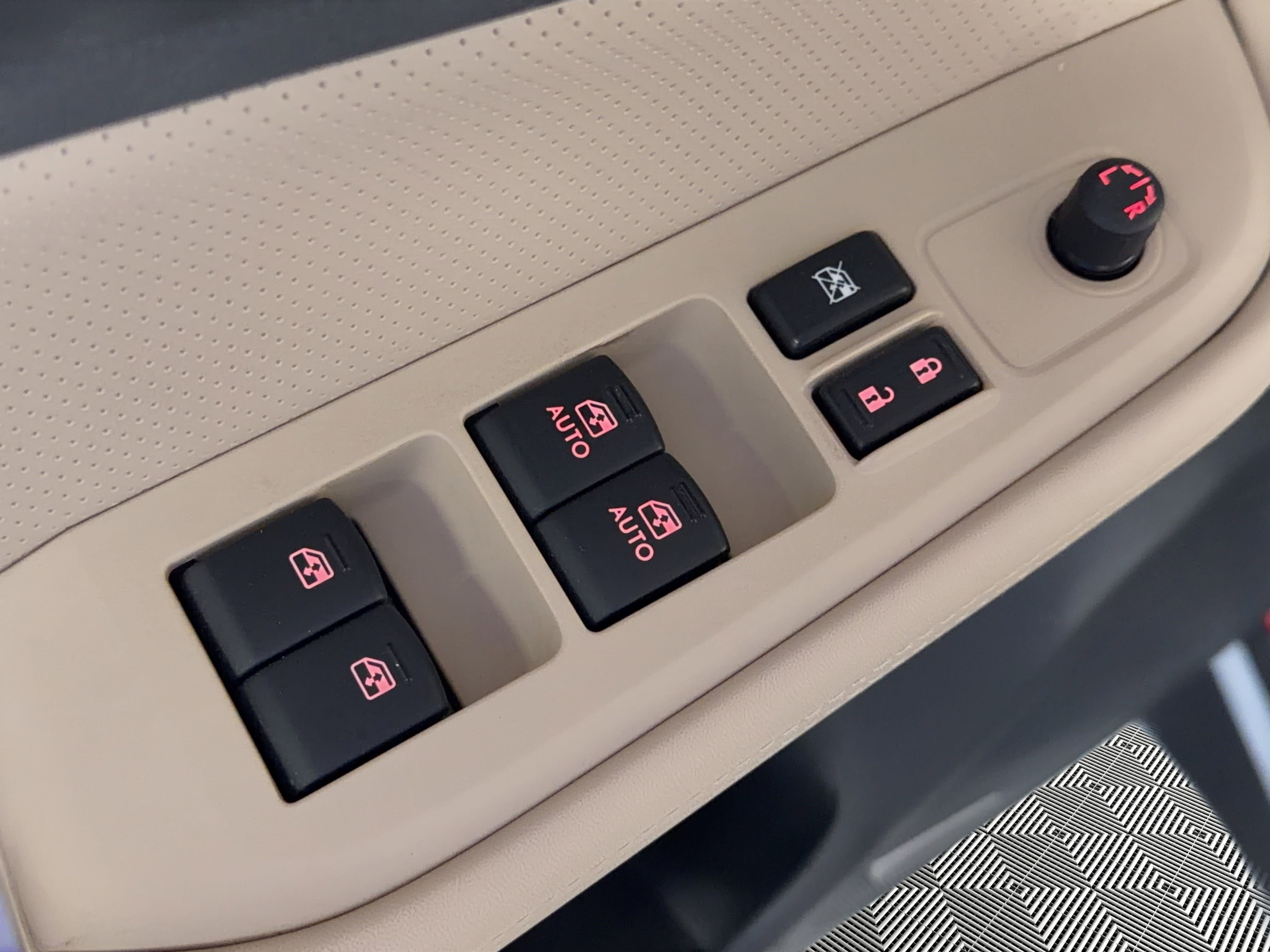 Used 2015 Subaru Outback 2.5i Limited image 15