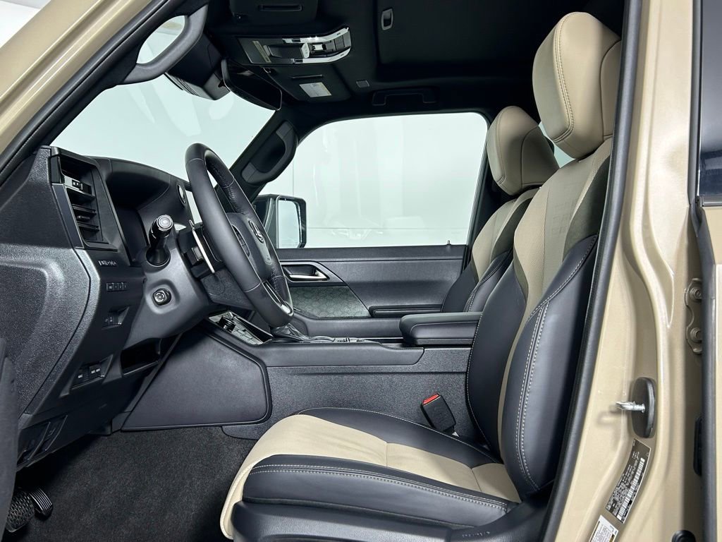 Used 2025 Lexus GX 550 AWD/4WD image 38