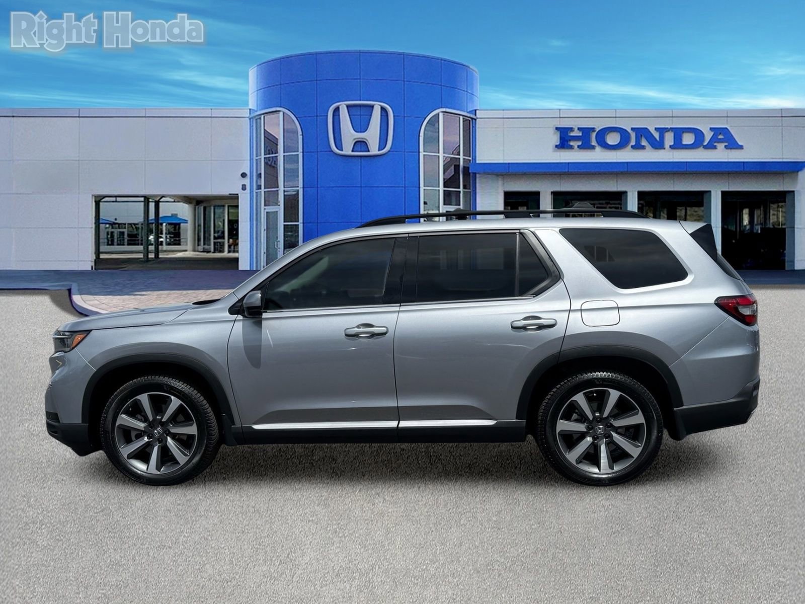 Certified 2025 Honda Pilot Elite image 3