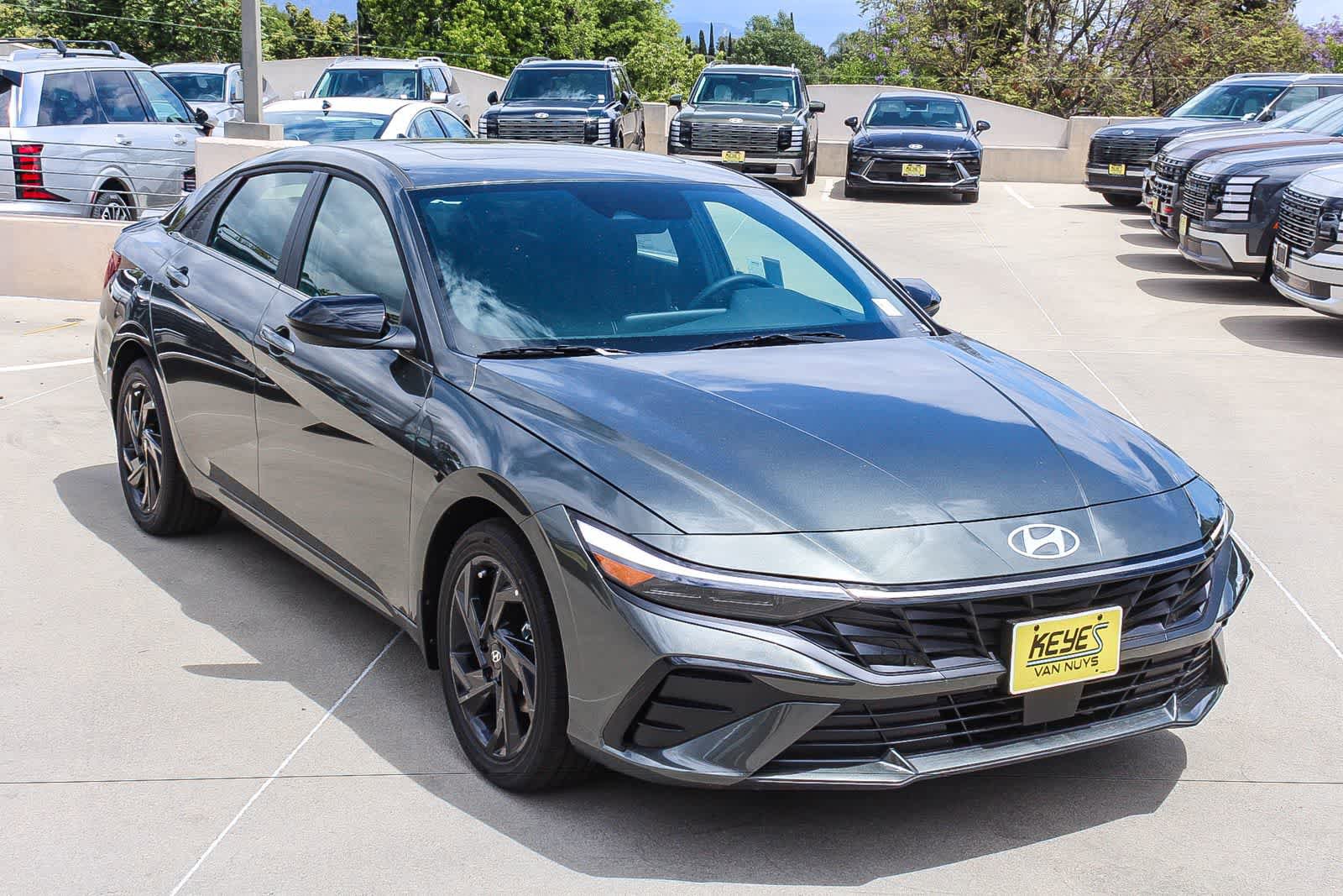 New 2026 Hyundai Elantra N Line FWD image 3
