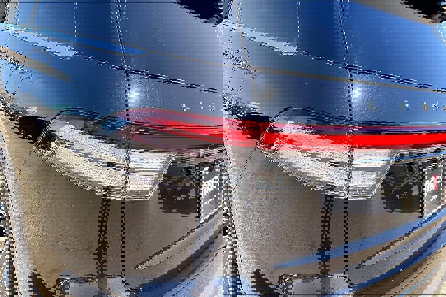 Used 2025 Lincoln Aviator Reserve image 29