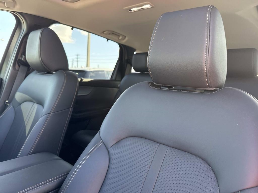 Certified 2026 MAZDA CX-70 3.3 Turbo w/ Preferred Package image 29