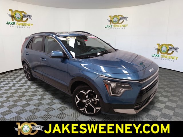 Used 2023 Kia Niro EX Touring