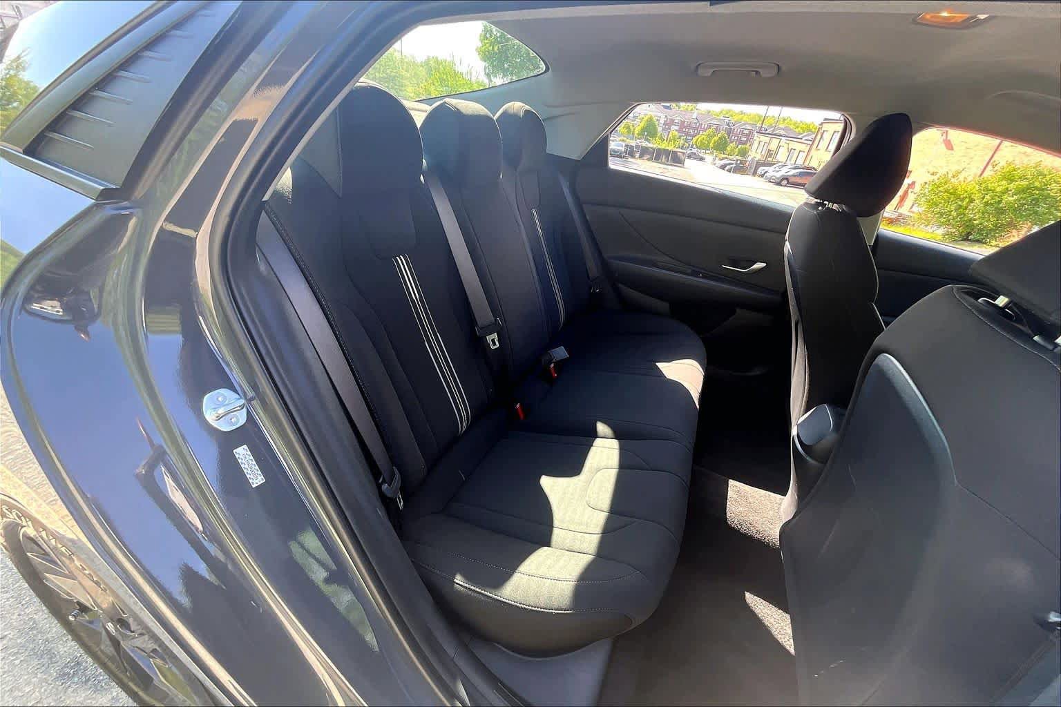 Used 2023 Hyundai Elantra SEL FWD image 21