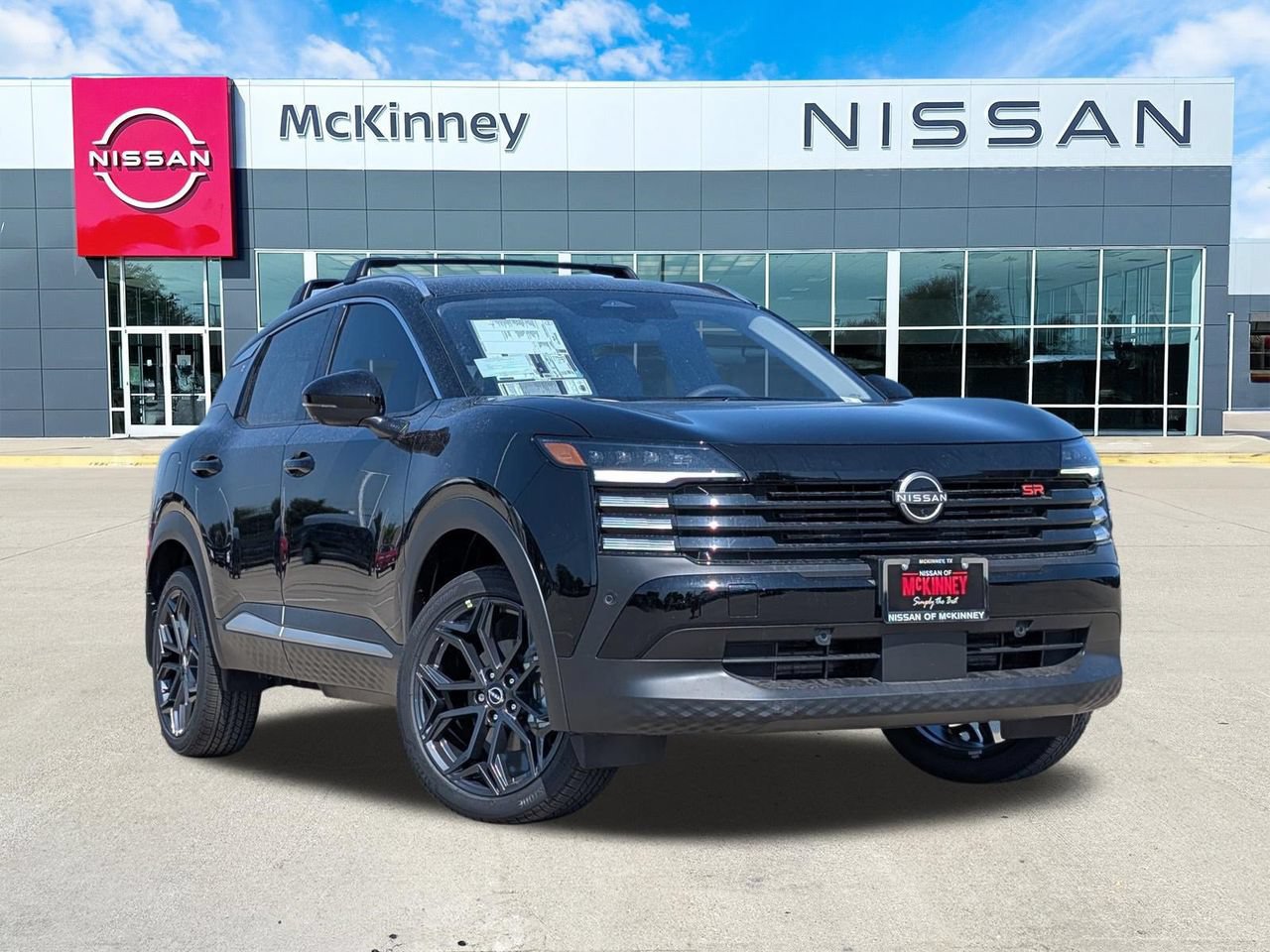 New 2026 Nissan Kicks SR w/ Cold Weather Package