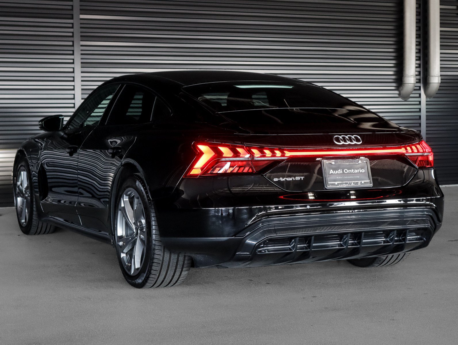 Used 2024 Audi e-tron GT Premium Plus w/ Executive Package AWD/4WD image 2