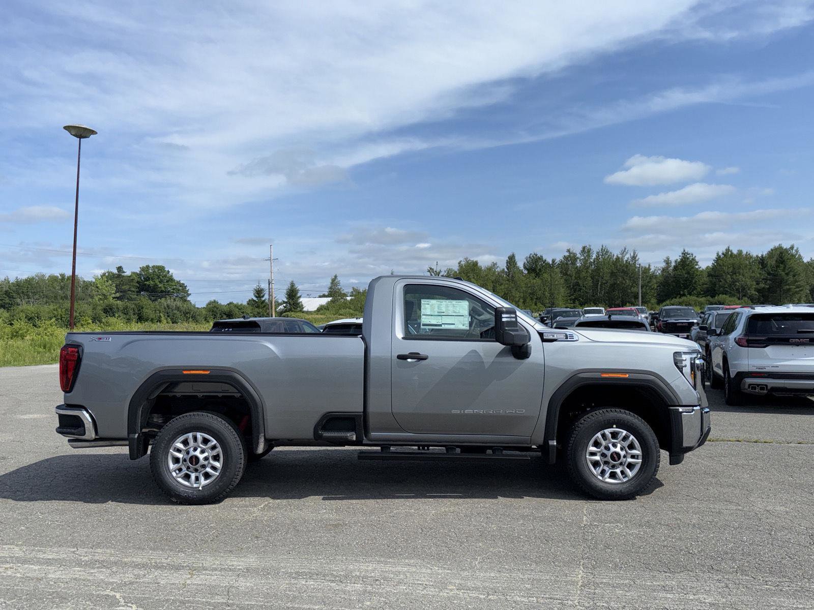 New 2025 GMC Sierra 2500 Pro w/ Convenience Package image 8