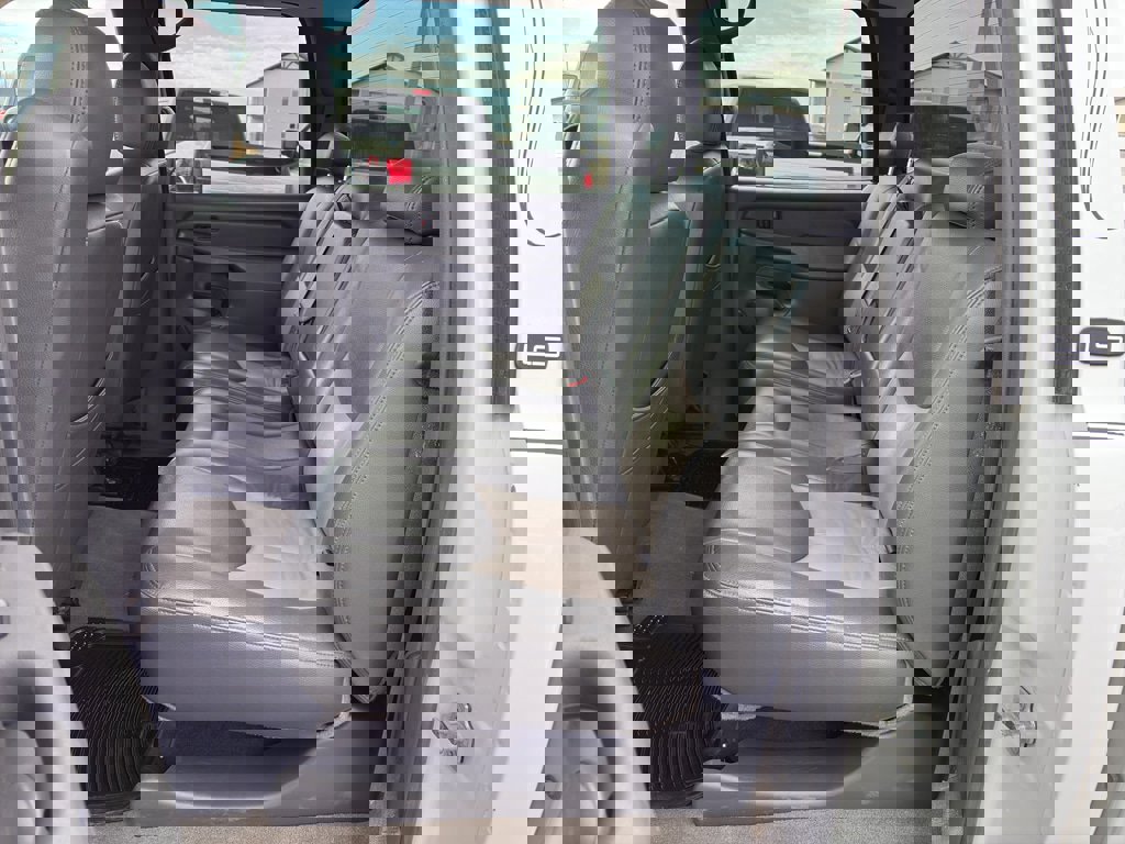 Used 2006 Chevrolet Silverado 3500 LS image 17